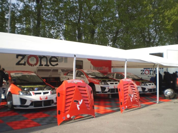 Stand - Auvent / Tente - Paddock Distribution