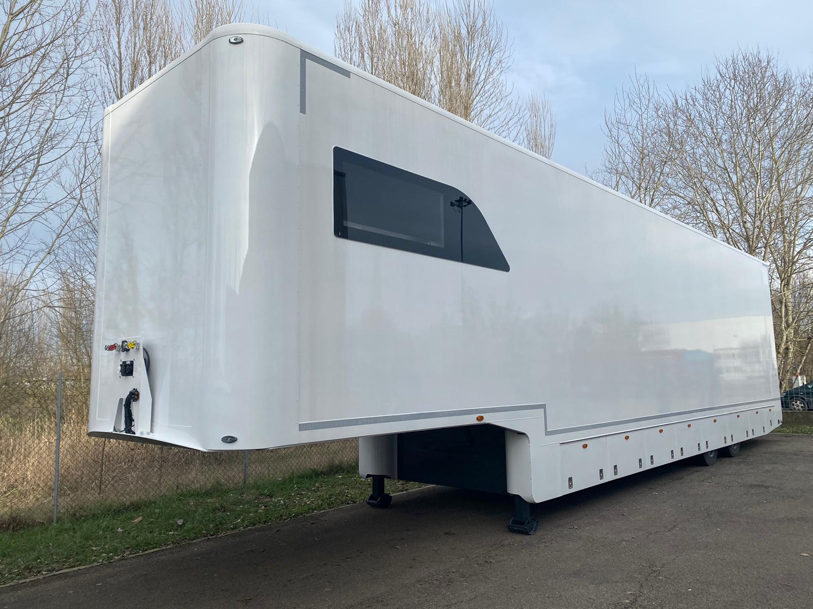 MIELE - M2 DEMO WITH STEGMAIER AWNING - Paddock Distribution
