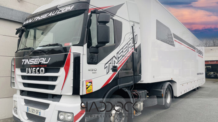 Tinseau Racing Team - Paddock Distribution