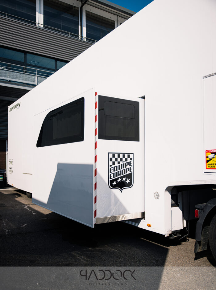 Equipe Europe - Paddock Distribution